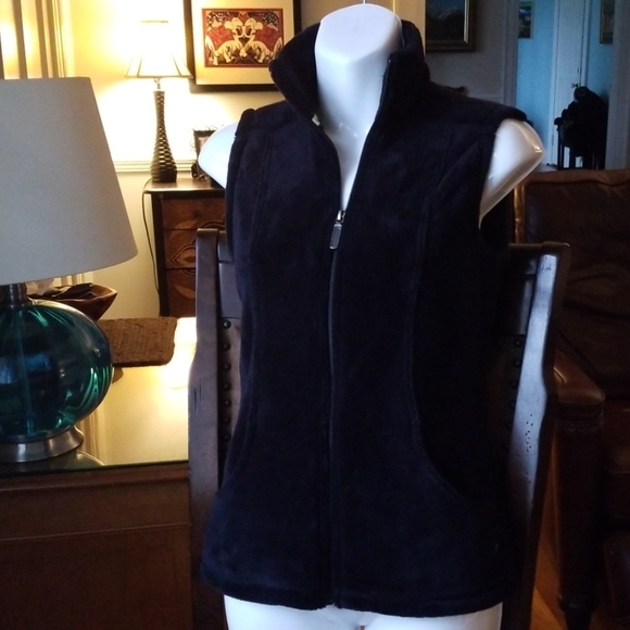 White Sierra Jackets & Blazers - Fleece Vest